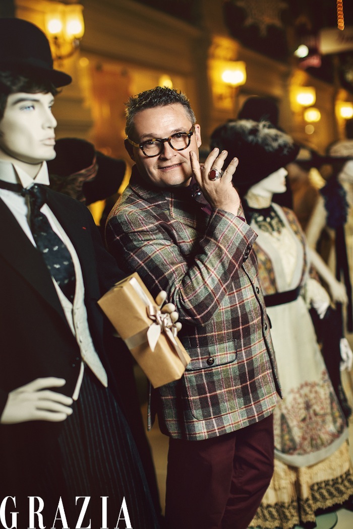 Александр Васильев