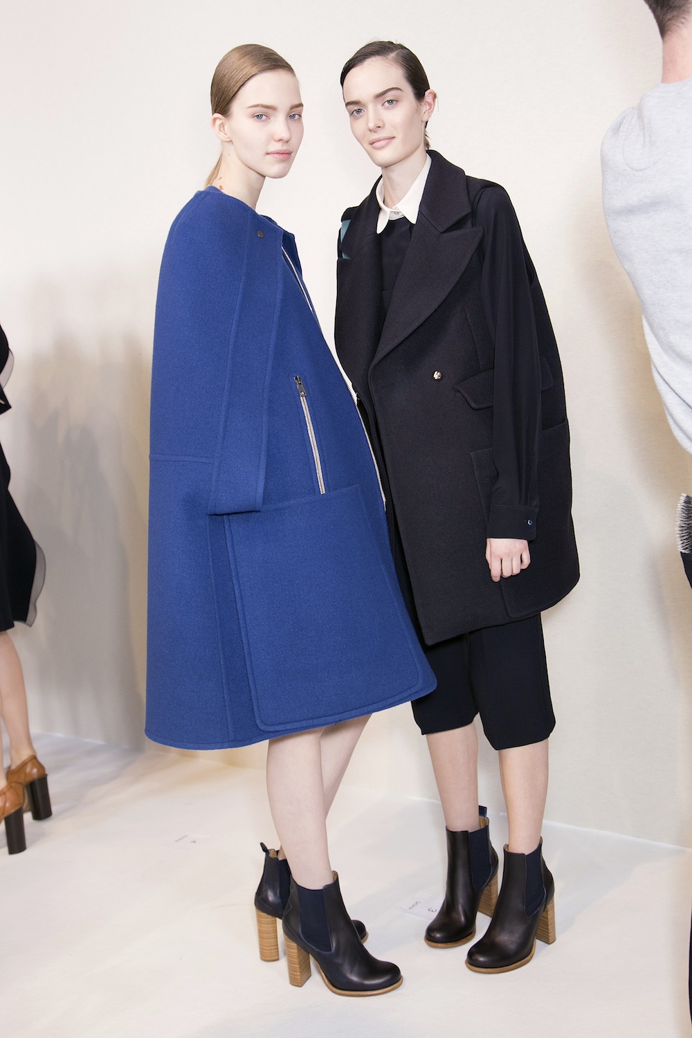 Объемные пальто