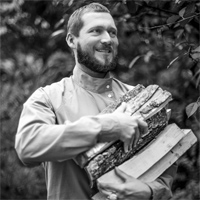 ПЕТР АКСЕНОВ ПЕТР АКСЕНОВ