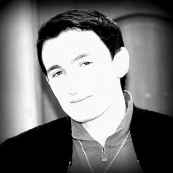 ВЛАД КАДОНИ 