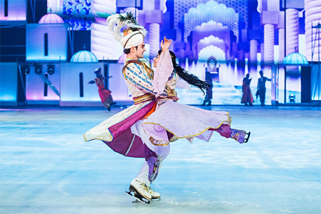 Антон Макарский