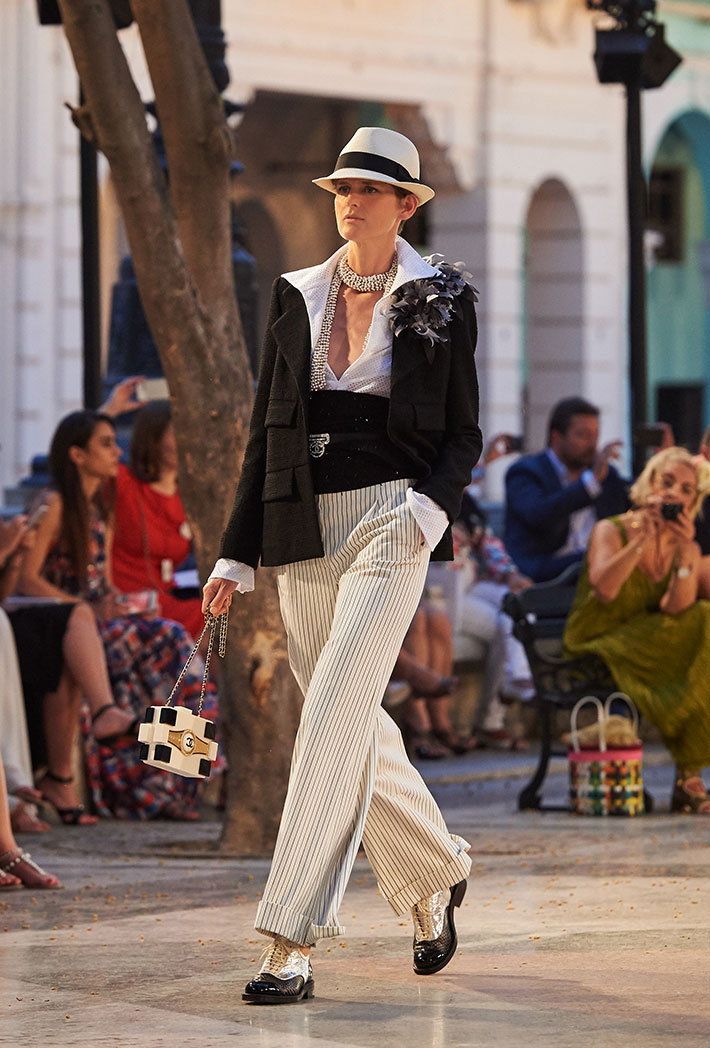 Круизная коллекция Chanel 2016/17 Круизная коллекция Chanel 2016/17