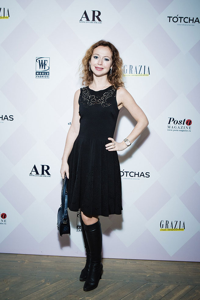 Лена Захарова Лена Захарова