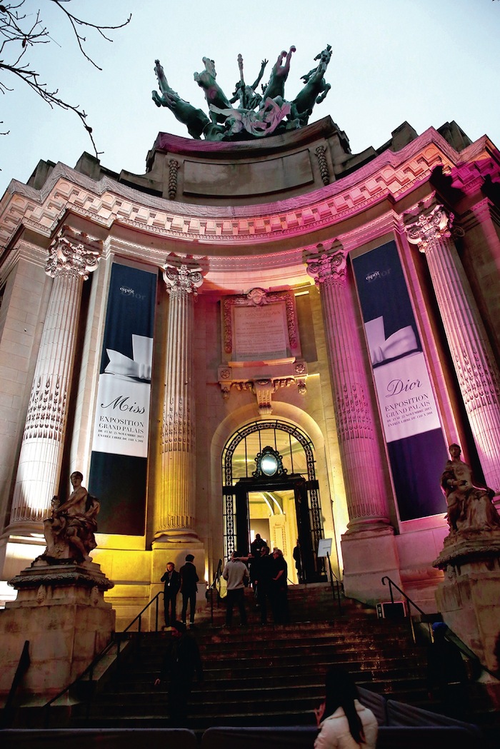 выставка Miss Dior