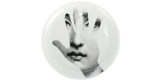 Тарелка Fornasetti Profumi, 3 927 рублей на Farfetch