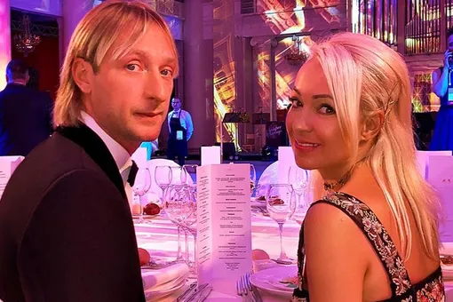 «У меня пять любовниц»: Евгений Плющенко отозвался на слухи о неверности жене «У меня пять любовниц»: Евгений Плющенко отозвался на слухи о неверности жене