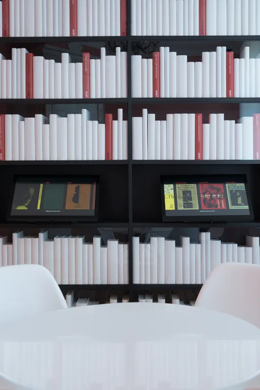 Книжный клуб Центра Вознесенского Книжный клуб Центра Вознесенского