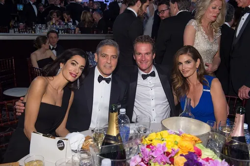 Джордж и Амаль Клуни с Рэнди Гербером и Синди Кроуфорд