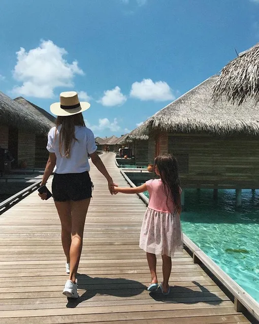 Виктория Боня с дочерью Анджеликой Виктория Боня с дочерью Анджеликой