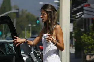 Под самый корень Под самый корень