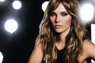 3 ярких звездных бьюти-образа