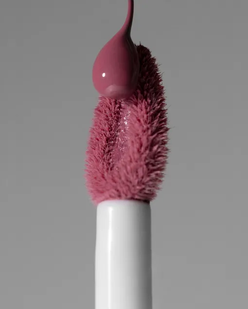 какой блеск для губ купить на весну 2026