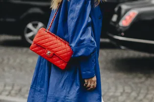 Не больше одной в руки! Chanel ограничат продажи культовых сумок в Южной Корее Не больше одной в руки! Chanel ограничат продажи культовых сумок в Южной Корее