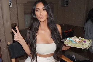 Завидуем молча: стало известно, сколько Ким Кардашьян заработала в 2018 году Завидуем молча: стало известно, сколько Ким Кардашьян заработала в 2018 году