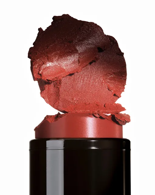 суперстойкая помада, которая не сушит губы