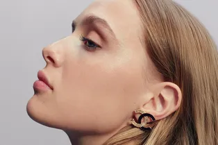 10 лучших плотных консилеров, которые легко скроют постакне и темные круги под глазами