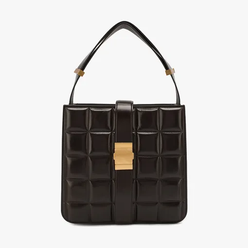 Bottega Veneta, 276 500 рублей