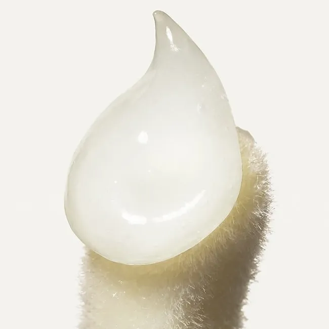 Против сухости и трещин: 17 масок для губ, которые помогут любой помаде ложиться идеально