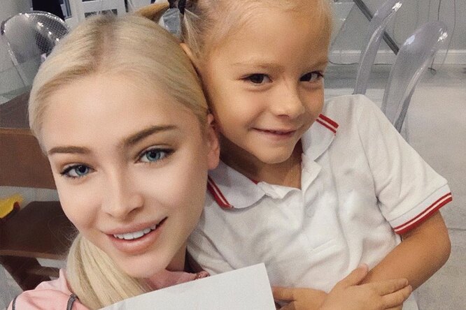 Как мама: 5-летняя дочь Тимати и Алены Шишковой уже меняет внешность