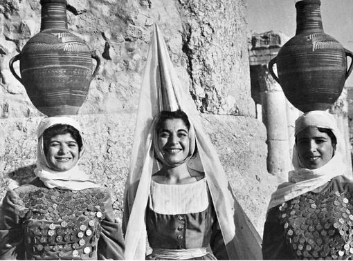 Ливанка в традиционном костюме (арабка)