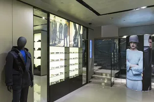 Представлен к отличию: новый бутик Emporio Armani