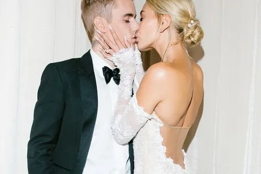 Джастин Бибер отказался от свадебного путешествия с женой