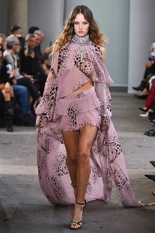 Blumarine, весна-лето 2026