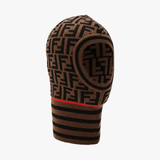 Fendi, 29 550 рублей Fendi, 29 550 рублей