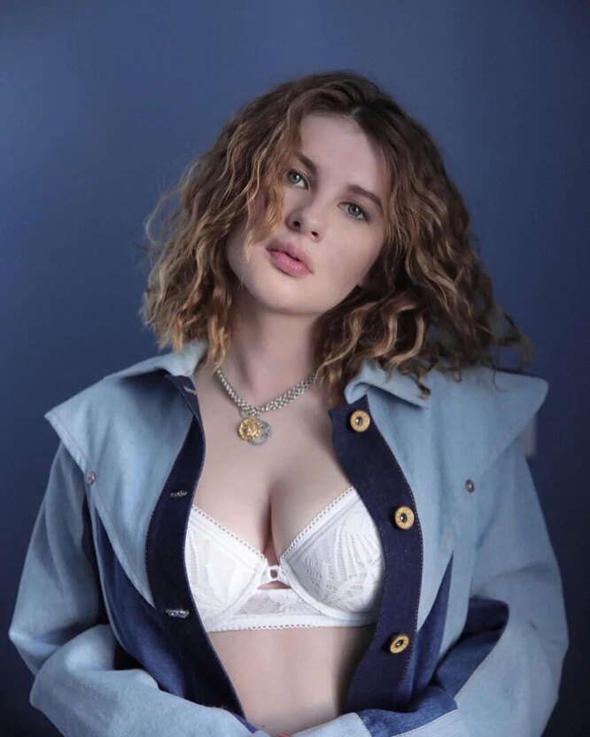 Анальный фистинг үлкен объектілермен порно фото Кавказдық әже сиськи