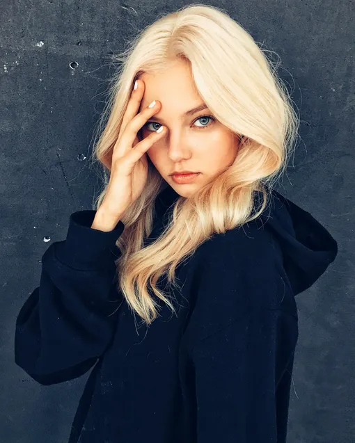 Алеся Кафельникова Алеся Кафельникова