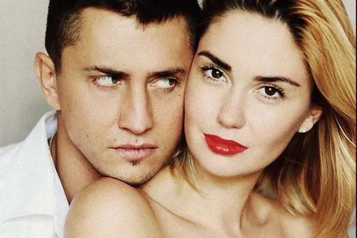 Агата Муцениеце о разрыве с мужем: «Чувствую, что Паша выгонит меня из дома» Агата Муцениеце о разрыве с мужем: «Чувствую, что Паша выгонит меня из дома»