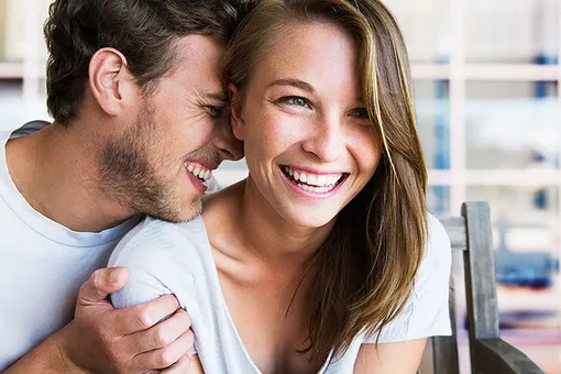 Тихая любовь: 8 признаков того, что партнер по‑прежнему тебя обожает