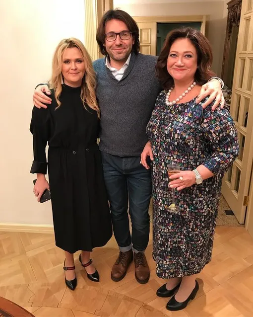 Наталья Шкулева и Андрей Малахов с Еленой Ремчуковой Наталья Шкулева и Андрей Малахов с Еленой Ремчуковой