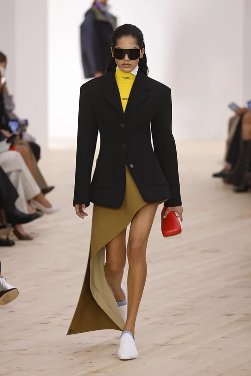 Loewe, весна-лето 2026