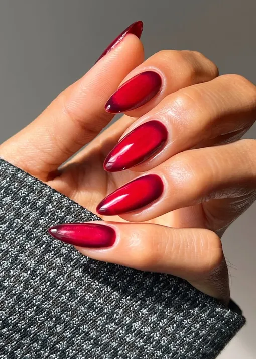 Модный красный маникюр на новый год 2026 Модный красный маникюр на новый год 2026