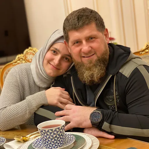 Айшат Кадырова с отцом Айшат Кадырова с отцом