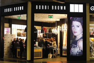 СОВЕТУЮ ЗАГЛЯНУТЬ...в студии Bobbi Brown СОВЕТУЮ ЗАГЛЯНУТЬ...в студии Bobbi Brown