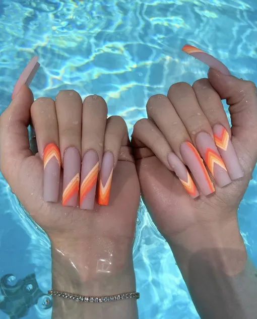 оранжевый дизайн для ногтей