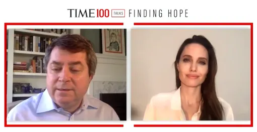 Анджелина Джоли вышла в прямой эфир с журналистами издания Time