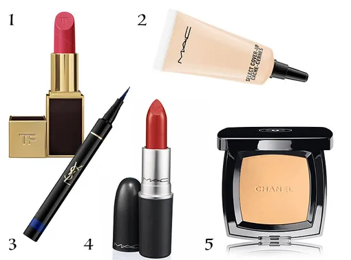 1. Помада Tom Ford Flamingo 2. Корректор Select Cover-Up M.A.C Cosmetics 3. Жидкая подводка YSL Beauty Eyeliner Effet Faux Cils Shocking 4. Помада М. А..С Cosmetics Lady Danger 5. Пудра Chanel Poudre Universelle Compacte