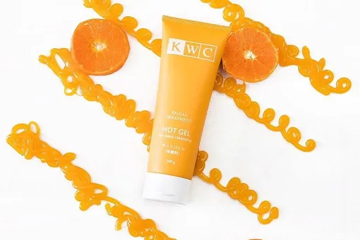 Японский бренд KWC представил новинку для очищения кожи лица