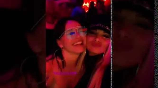 Нажми и смотри