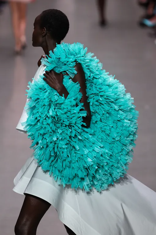 Stella McCartney, весна-лето 2025