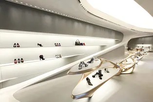 Обувь для межсезонья: 24 пары сапогов, ботильонов и лоферов Stuart Weitzman