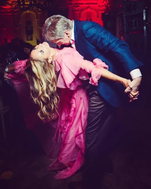 Татьяна Навка и Дмитрий Песков Татьяна Навка и Дмитрий Песков