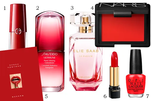 1 — Giorgio Armani лаковый блеск для губ Lip Magnet; 2 — Shiseido концентрат для лица Ultimune; 3 — Elie Saab туалетная вода Le Parfum Resort Collection; 4 — Nars румяна Blush Exhibit A; 5 — Книга «Макияж» Елены Крыгиной; 6 — Lancôme помада для губ L'Absolu Rouge; 7 — OPI лак для ногтей.