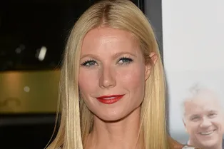 Гвинет Пэлтроу изменяет мужу?