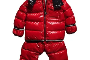 MUST-HAVE: детский комбинезон Moncler MUST-HAVE: детский комбинезон Moncler