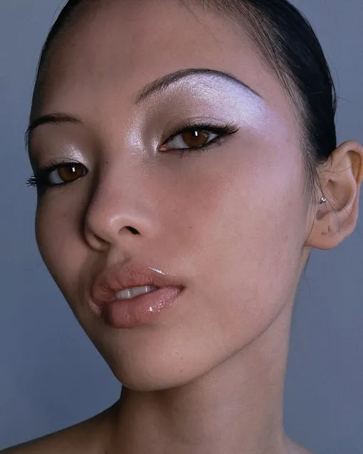 модные перламутровые тени