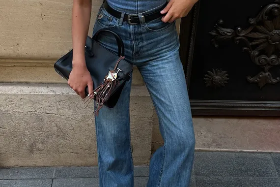 Как выглядят самые модные джинсы весны-2026